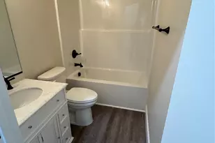 530 Oakwood Cir, Lexington, NC 27295 - Photo 7