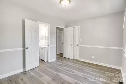3637 Glenville Avenue, Charlotte, NC 28215 - Photo 7