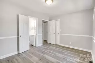 3637 Glenville Ave, Charlotte, NC 28215 - Photo 7
