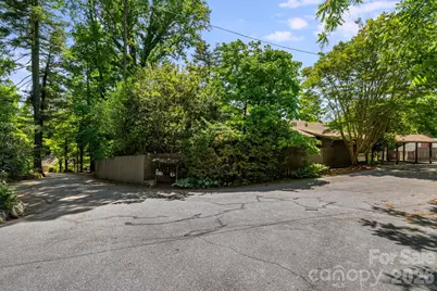 121 Ohara Circle, Hendersonville, NC 28739 - Photo 3