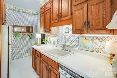 121 Ohara Circle, Hendersonville, NC 28739 - Photo 13