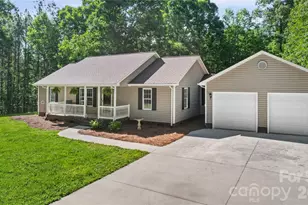 39328 Holly Ridge Rd, New London, NC 28127 - Photo 5
