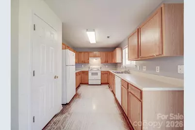 5414 Peachwood Drive, Charlotte, NC 28216 - Photo 17