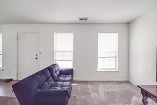 5414 Peachwood Dr, Charlotte, NC 28216 - Photo 7