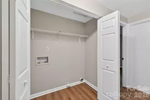 5911 Morninglow Ct, Charlotte, NC 28212 - Photo 15