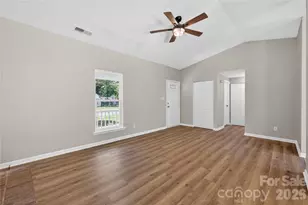 5911 Morninglow Ct, Charlotte, NC 28212 - Photo 11