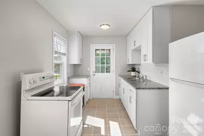 13 Browndale Road, Asheville, NC 28805 - Photo 5