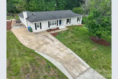 1709 Essen Lane, Gastonia, NC 28054 - Photo 3