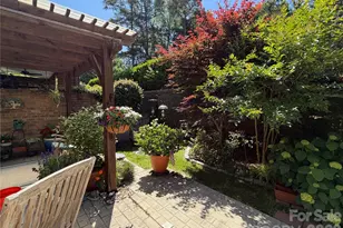 5109 Pansley Dr, Charlotte, NC 28226 - Photo 3
