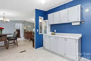 405 Gray Ct, Asheville, NC 28806 - Photo 7
