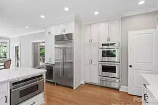 5500 Hardison Rd, Charlotte, NC 28226 - Photo 13