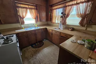 840 Skinner Rd, Shelby, NC 28152 - Photo 11