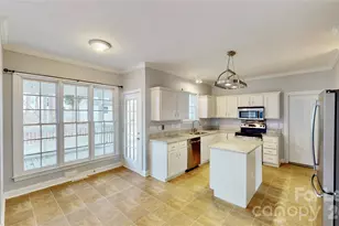 7819 Red Oaks Trail, Waxhaw, NC 28173 - Photo 5