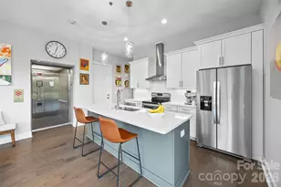 501 E 37th St, Charlotte, NC 28205 - Photo 7