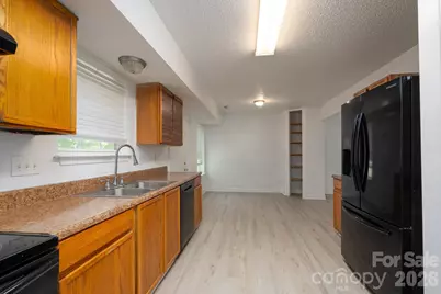 511 Lightspun Lane, Charlotte, NC 28216 - Photo 13