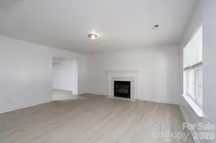 511 Lightspun Ln, Charlotte, NC 28216 - Photo 9