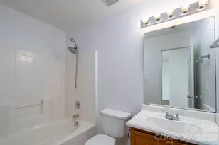 511 Lightspun Ln, Charlotte, NC 28216 - Photo 25
