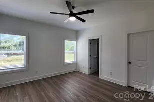 1818 E Greenbriar Rd, Statesville, NC 28625 - Photo 9
