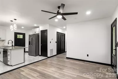 110 Courtland Street, Chester, SC 29706 - Photo 3