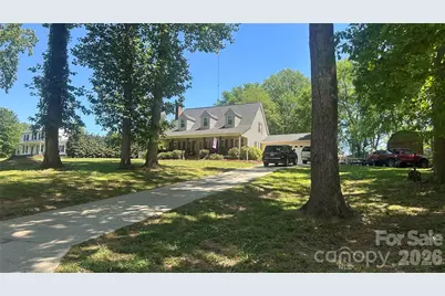 2402 Elmwood Circle, Dallas, NC 28034 - Photo 1