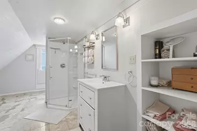 500 N Main Avenue, Newton, NC 28658 - Photo 33
