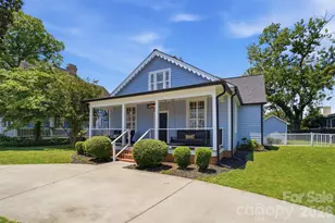 500 N Main Ave, Newton, NC 28658 - Photo 1