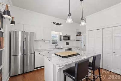 500 N Main Avenue, Newton, NC 28658 - Photo 9