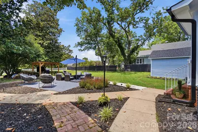 500 N Main Avenue, Newton, NC 28658 - Photo 35