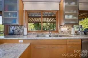 93 Franklin Crest Rd, Spruce Pine, NC 28777 - Photo 27