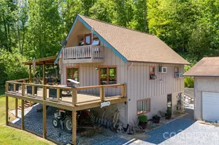 93 Franklin Crest Rd, Spruce Pine, NC 28777 - Photo 9