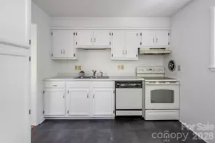 1 Beaverdam Knoll Rd, Asheville, NC 28804 - Photo 25