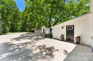 8519 E Franklin St, Mount Pleasant, NC 28124 - Photo 27