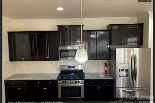 1464 Bramblewood Dr, Fort Mill, SC 29708 - Photo 5