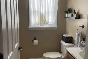 3800 Oldfield Rd, Charlotte, NC 28226 - Photo 19