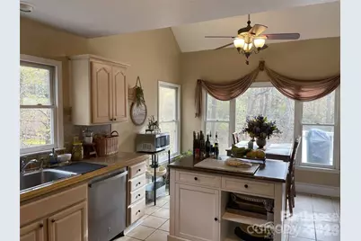 3800 Oldfield Road, Charlotte, NC 28226 - Photo 7