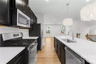2620 Grantham Place Dr, Fort Mill, SC 29715 - Photo 7
