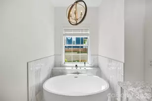 10449 Quiet Bay Ct, Charlotte, NC 28278 - Photo 17
