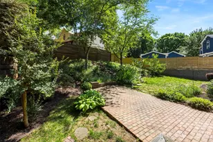 10449 Quiet Bay Ct, Charlotte, NC 28278 - Photo 35