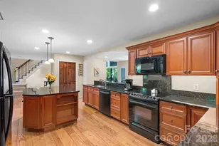90 W Shore Dr, Lake Toxaway, NC 28747 - Photo 13