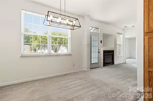 740 Aberdeen Glen Pl, Charlotte, NC 28214 - Photo 7