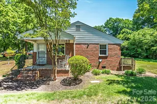 3241 Minnesota Rd, Charlotte, NC 28208 - Photo 1