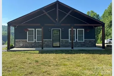364 Carolina Avenue Avenue #2, Marion, NC 28752 - Photo 7
