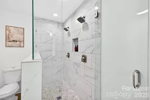 1214 N Sharon Amity Rd, Charlotte, NC 28211 - Photo 17