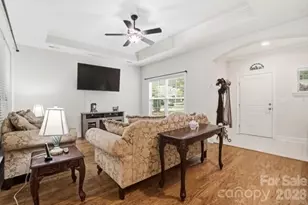 1062 Millview Ln, Matthews, NC 28104 - Photo 3
