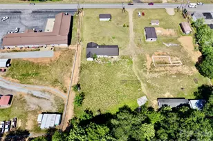 1263 Nc 16 Hwy N, Taylorsville, NC 28681 - Photo 11