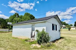 1263 Nc 16 Hwy N, Taylorsville, NC 28681 - Photo 41