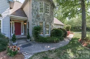 21121 Blakely Shores Dr, Cornelius, NC 28031 - Photo 5