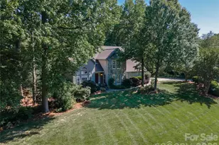 21121 Blakely Shores Dr, Cornelius, NC 28031 - Photo 3