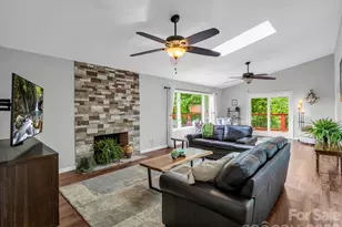 656 Cashiers Valley Rd, Brevard, NC 28712 - Photo 5