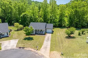 7212 Pinfeather Cir, Cramerton, NC 28032 - Photo 19